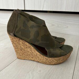Army Wedge Sandals